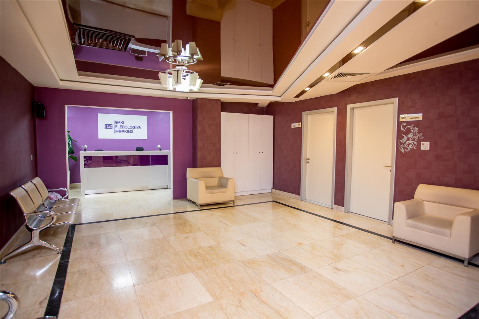 Bakıda Varikoz Müalicəsi üçün Klinika Seçimi: ən Rahat Yol